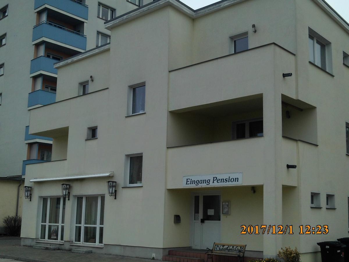 Pension Balkan Eisenhüttenstadt Exterior foto